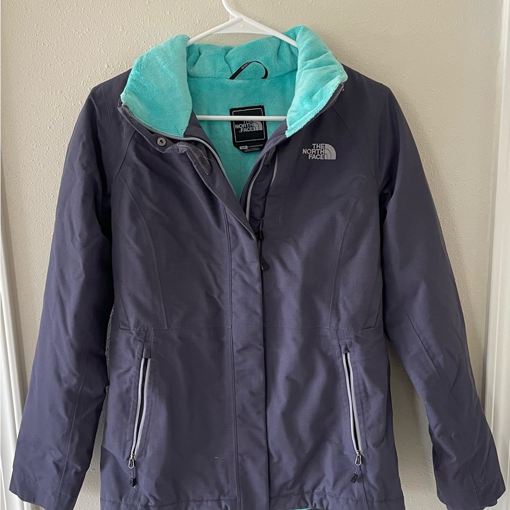 The North Face Women's Sz Small Purple Winter Coat Jacket with Plush Lining